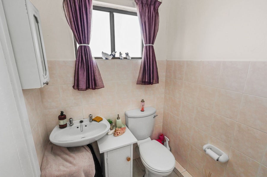 1 Bedroom Property for Sale in Gonubie Eastern Cape
